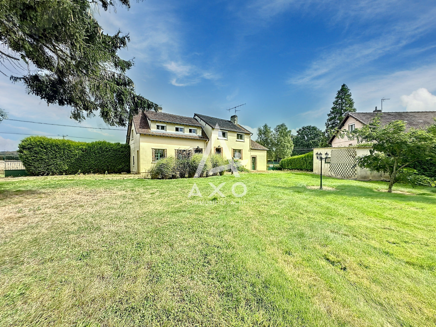 SOUS-COMPROMIS Maison à rénover 117m² - Neuilly-sur-Eure (61290)