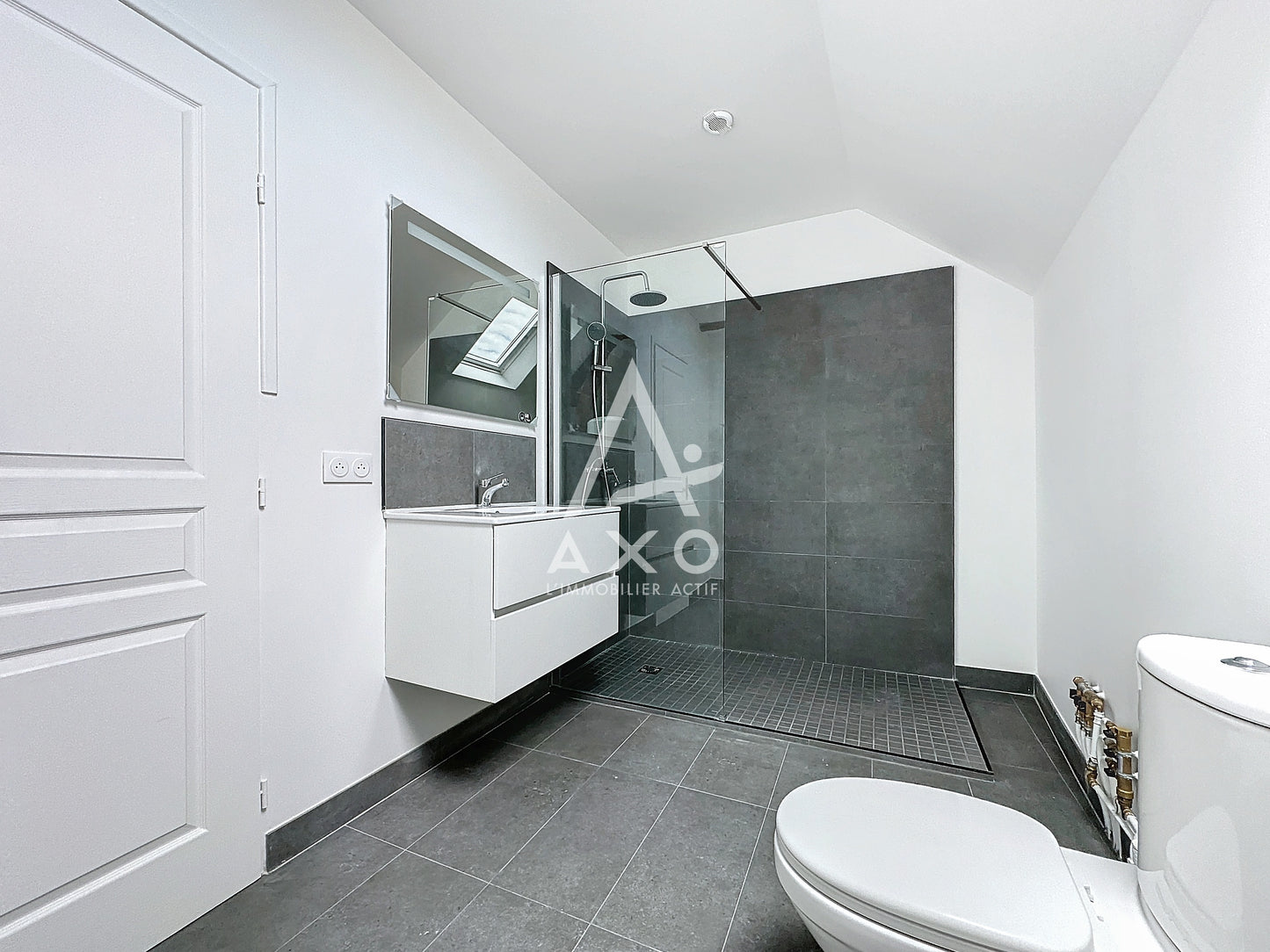 LOUÉ - Appartement refait à neuf T3 - 65 m² - Senonches (28250)