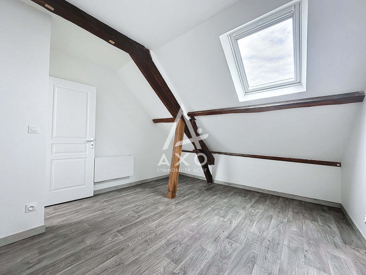 LOUÉ - Appartement refait à neuf T3 - 65 m² - Senonches (28250)