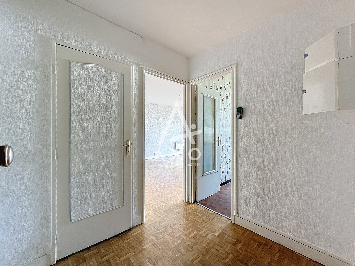 VENDU EN 2 VISITES - Appartement Familial de 3 Pièces - 63,7 m² - Rueil-Malmaison (92500)