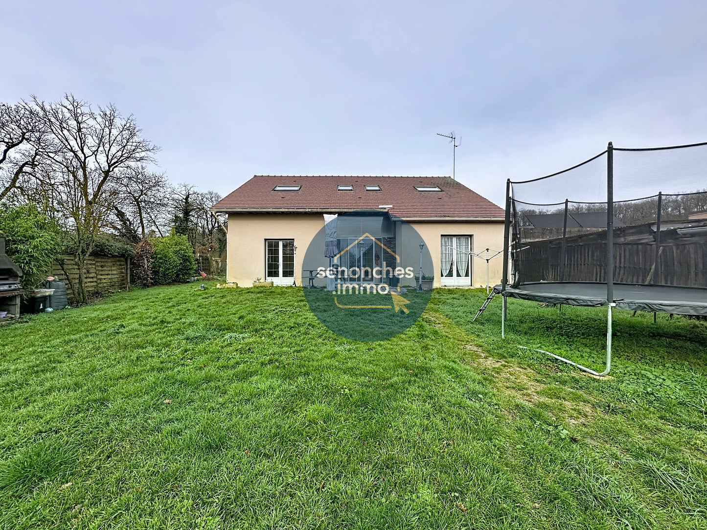 Maison d'architecte 192 m² avec 3 suites parentales à Fontaine-la-Guyon (28190)