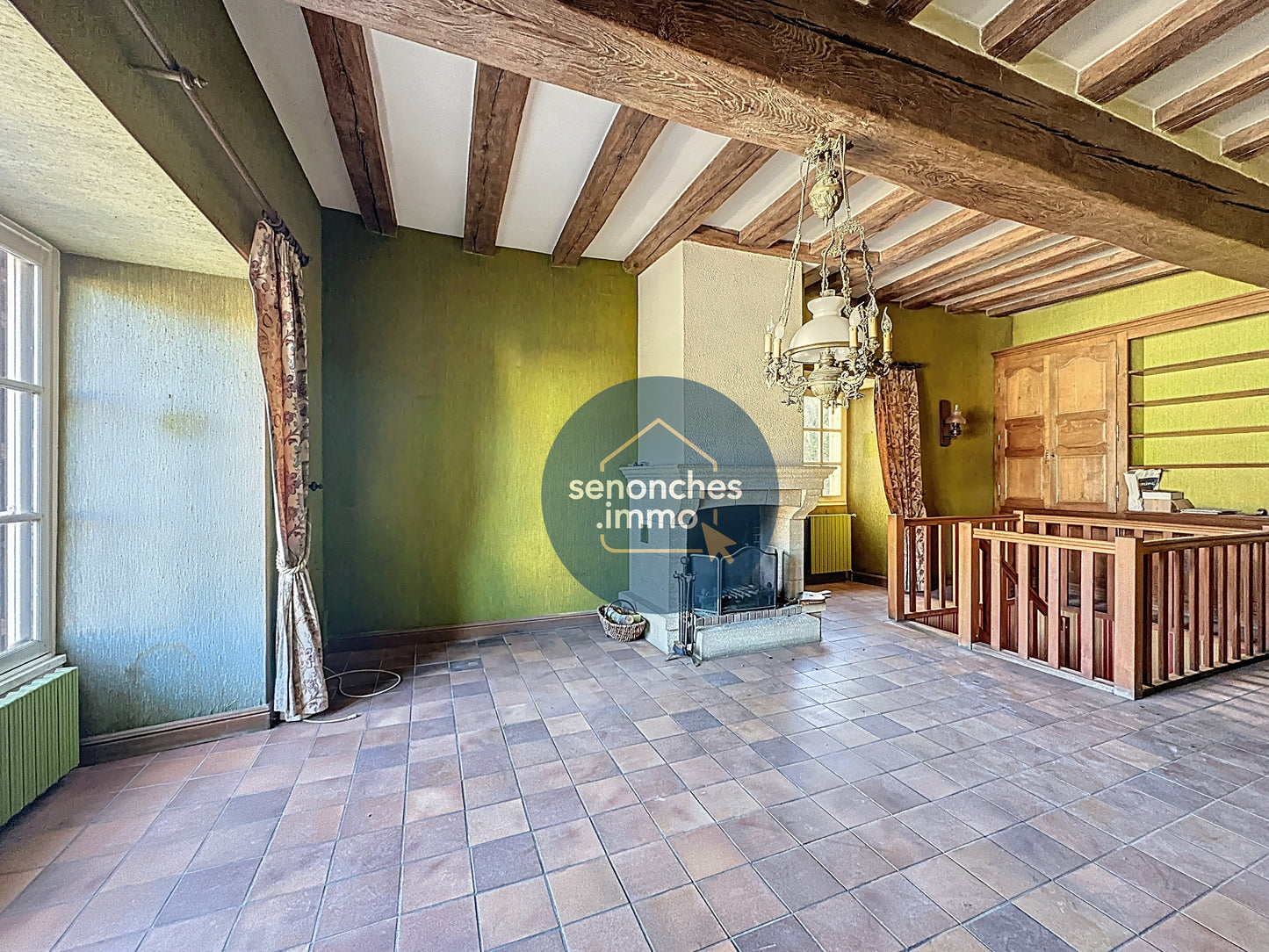 Maison de caractère avec jardin et dépendances – Nogent-le-Rotrou centre