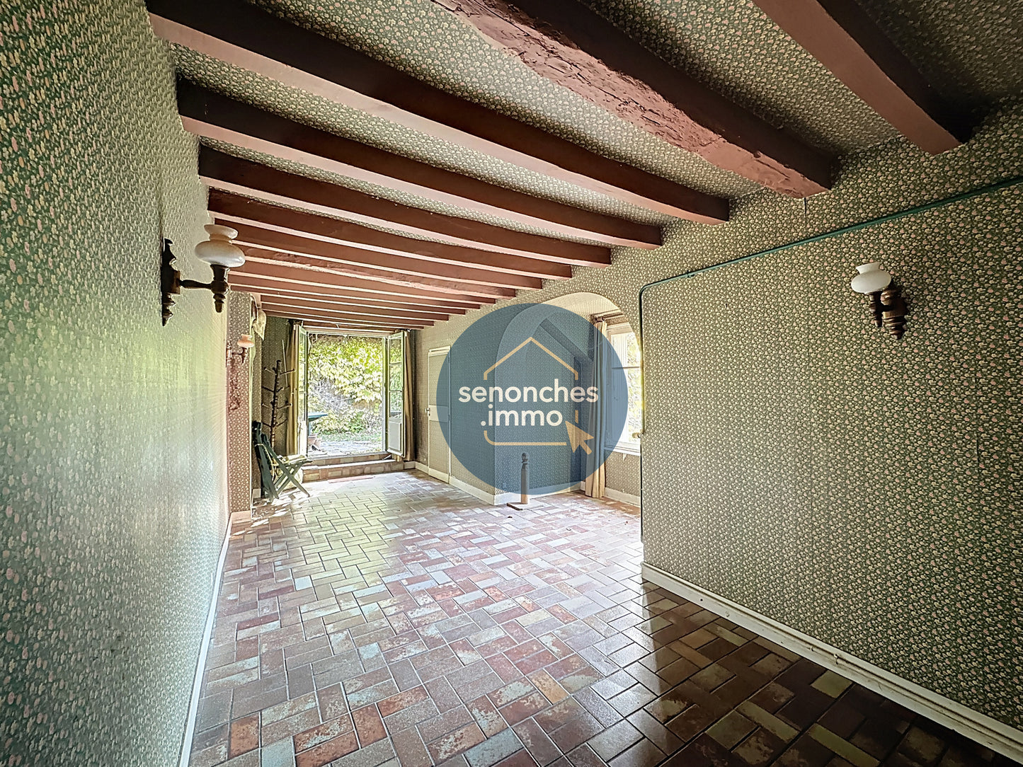 Maison de caractère avec jardin et dépendances – Nogent-le-Rotrou centre
