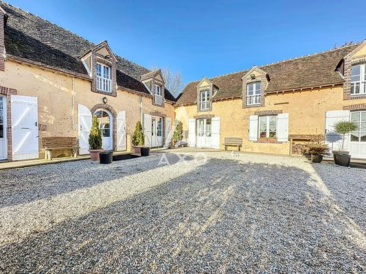 Propriété percheronne d’exception avec gîtes à vendre – Les Menus 61290