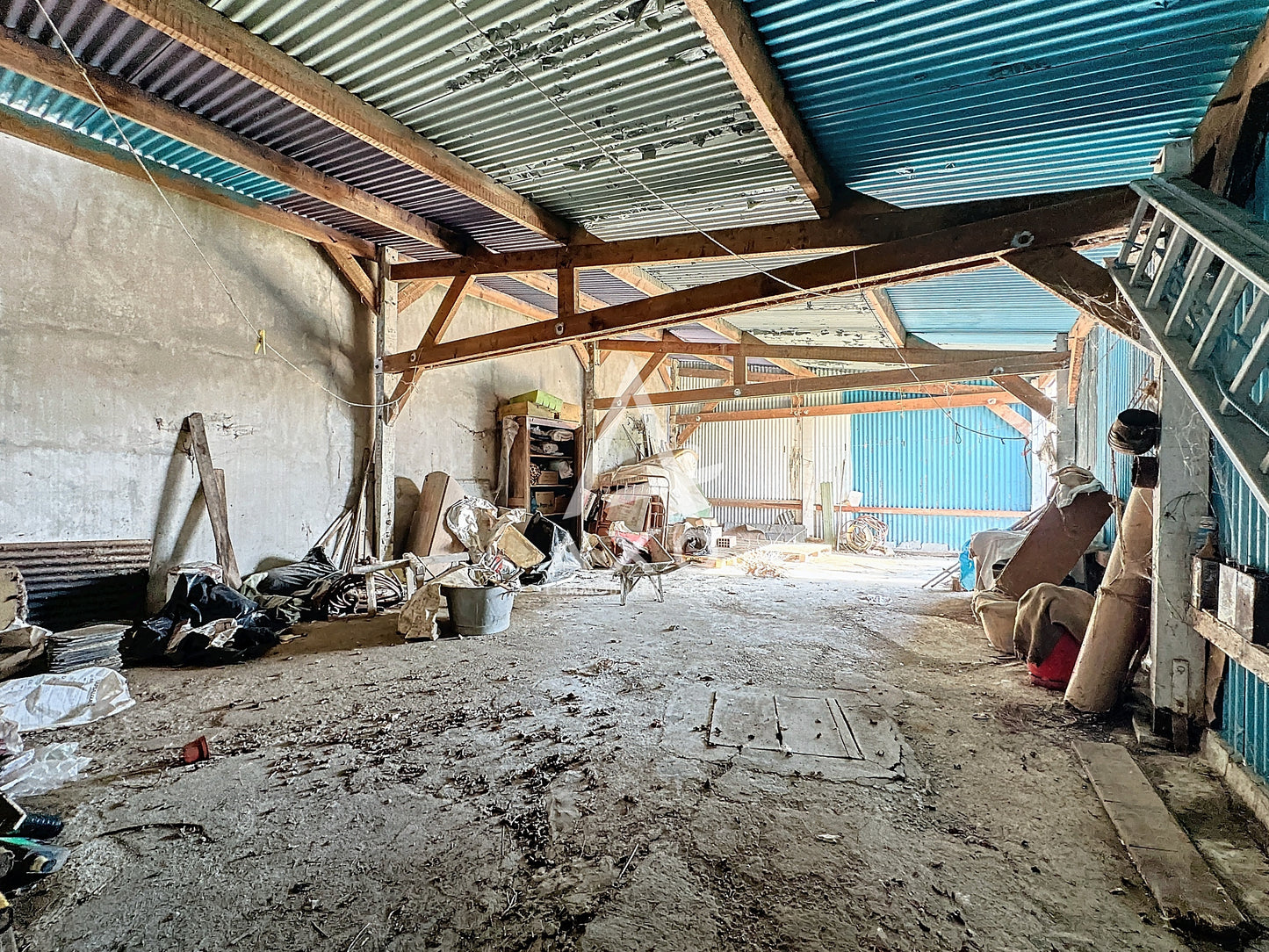 EXCLUSIVITE - Longère à Rénover – 60 m² avec 6600 m² de Terrain à Lamblore (28340)