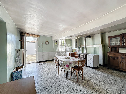 SOUS COMPROMIS - Longère à Rénover – 60 m² avec 6600 m² de Terrain à Lamblore (28340)