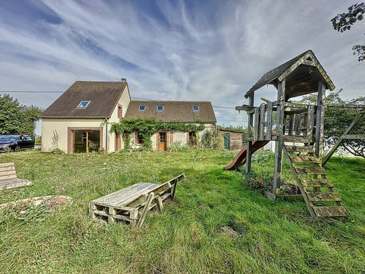 VENDU - Longère à vendre 6 pièces - 144 m² + terrain 7060 m² - Senonches (28250)