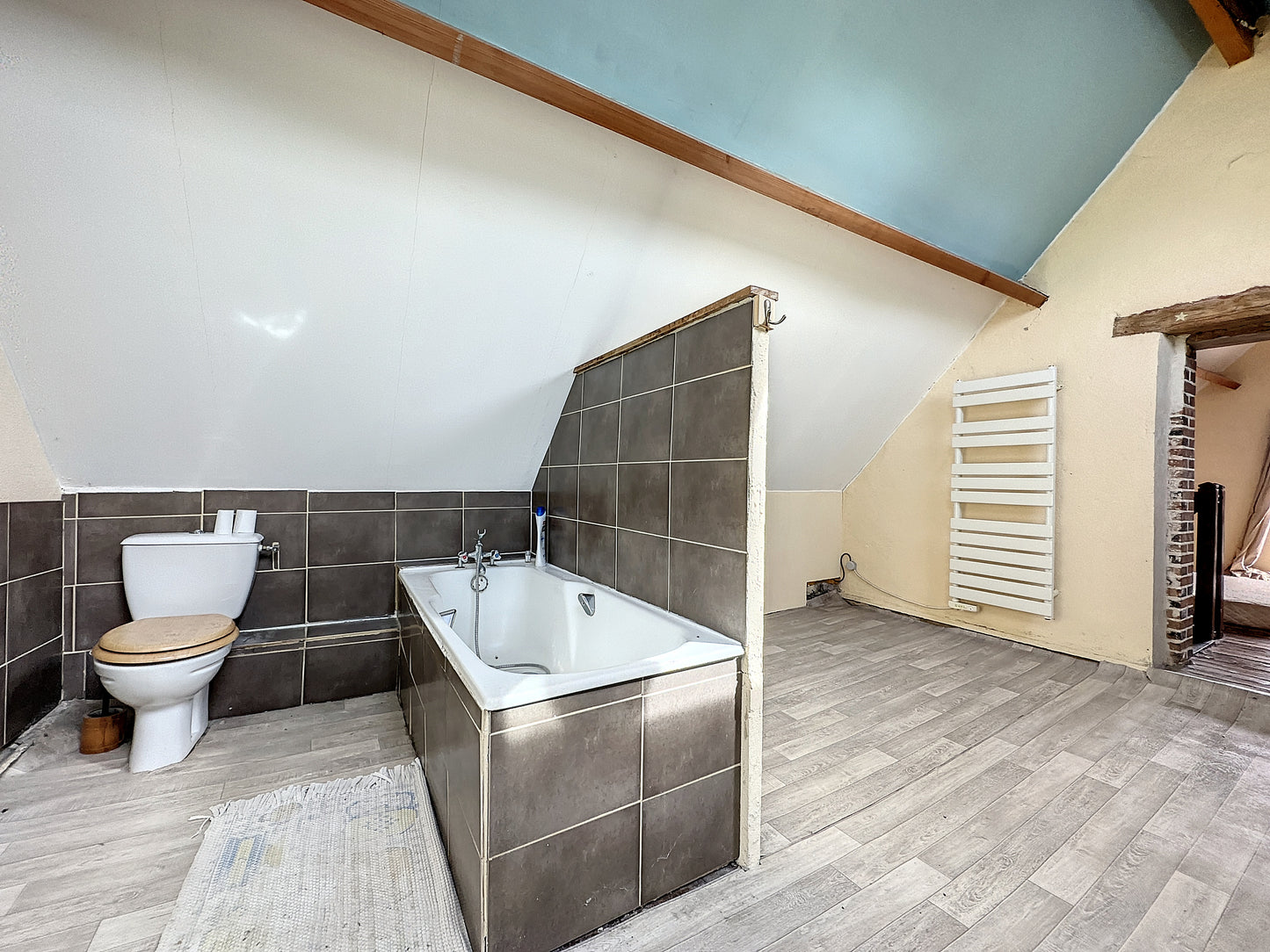 VENDU - Longère à vendre 6 pièces - 144 m² + terrain 7060 m² - Senonches (28250)