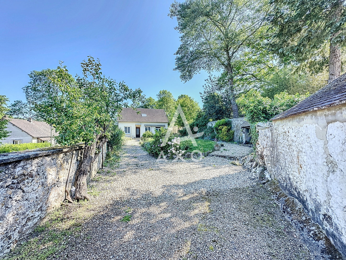 Maison à vendre à Senonches (28250) – Maison de ville 4 chambres avec sous-sol et jardin