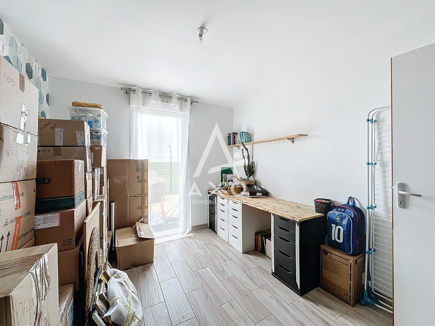 SOUS-COMPROMIS - Pavillon moderne de 160 m² – Saint Aubin des Bois (28300), à 10 km de Chartres