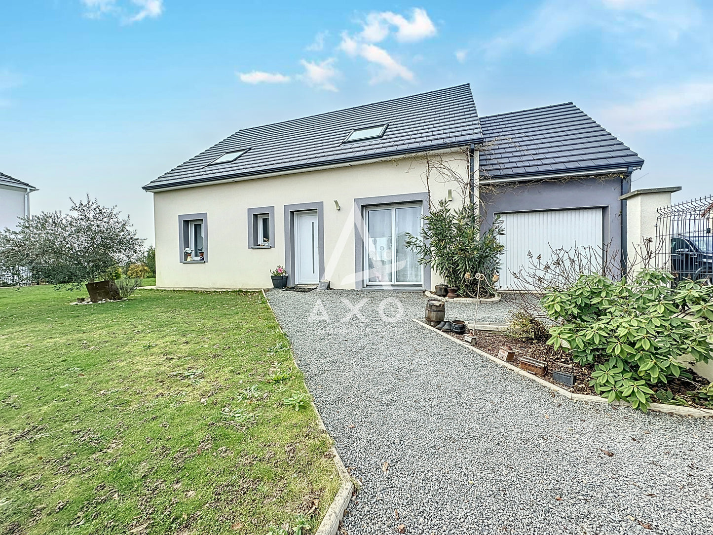 VENDU EN 2 VISITES - Pavillon moderne de 160 m² – Saint Aubin des Bois (28300), à 10 km de Chartres