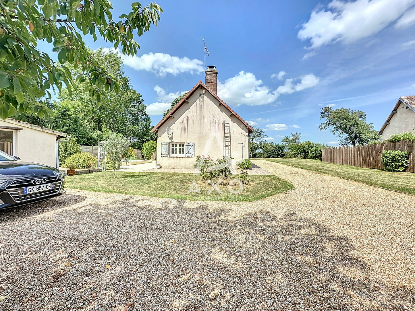 Longère de charme avec piscine et annexes à vendre à Saint-Jean-de-Rebervilliers (28170)