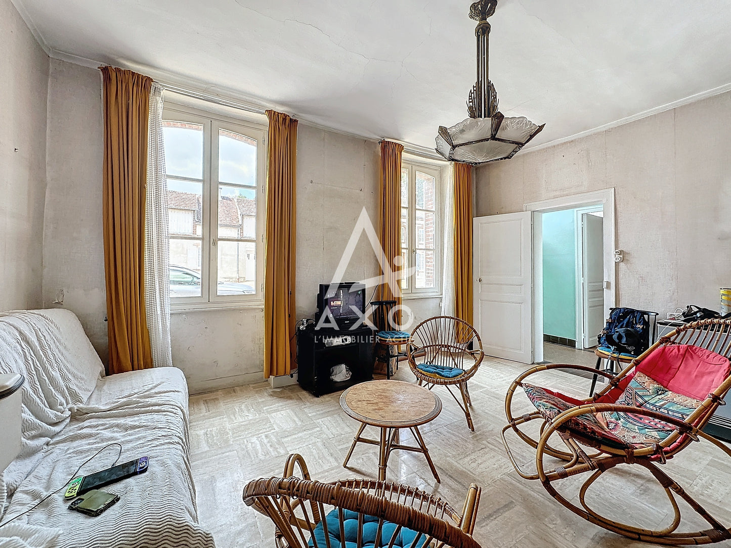 EXCLUSIVITE - Maison Ancienne à rénover 5 pièces - 100m² - La Ferté-Vidame (28340)