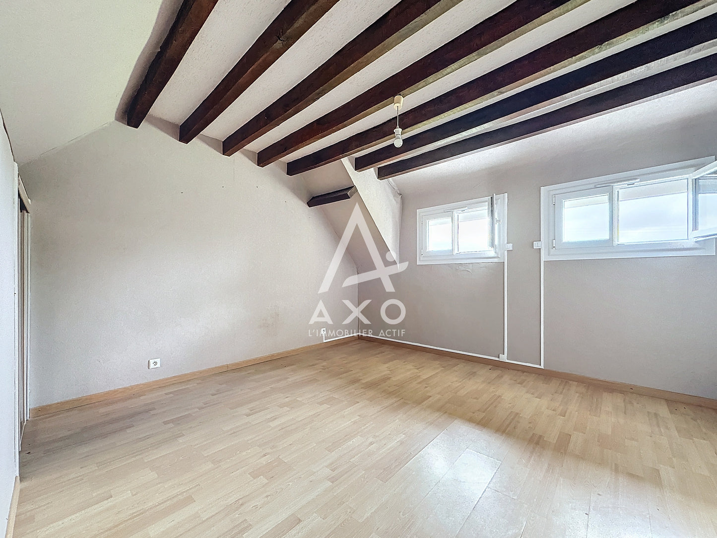 SOUS-COMPROMIS Maison à rénover 117m² - Neuilly-sur-Eure (61290)