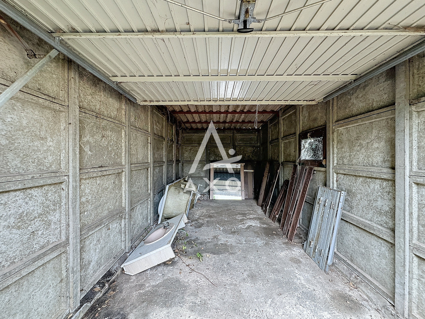 SOUS-COMPROMIS Maison à rénover 117m² - Neuilly-sur-Eure (61290)