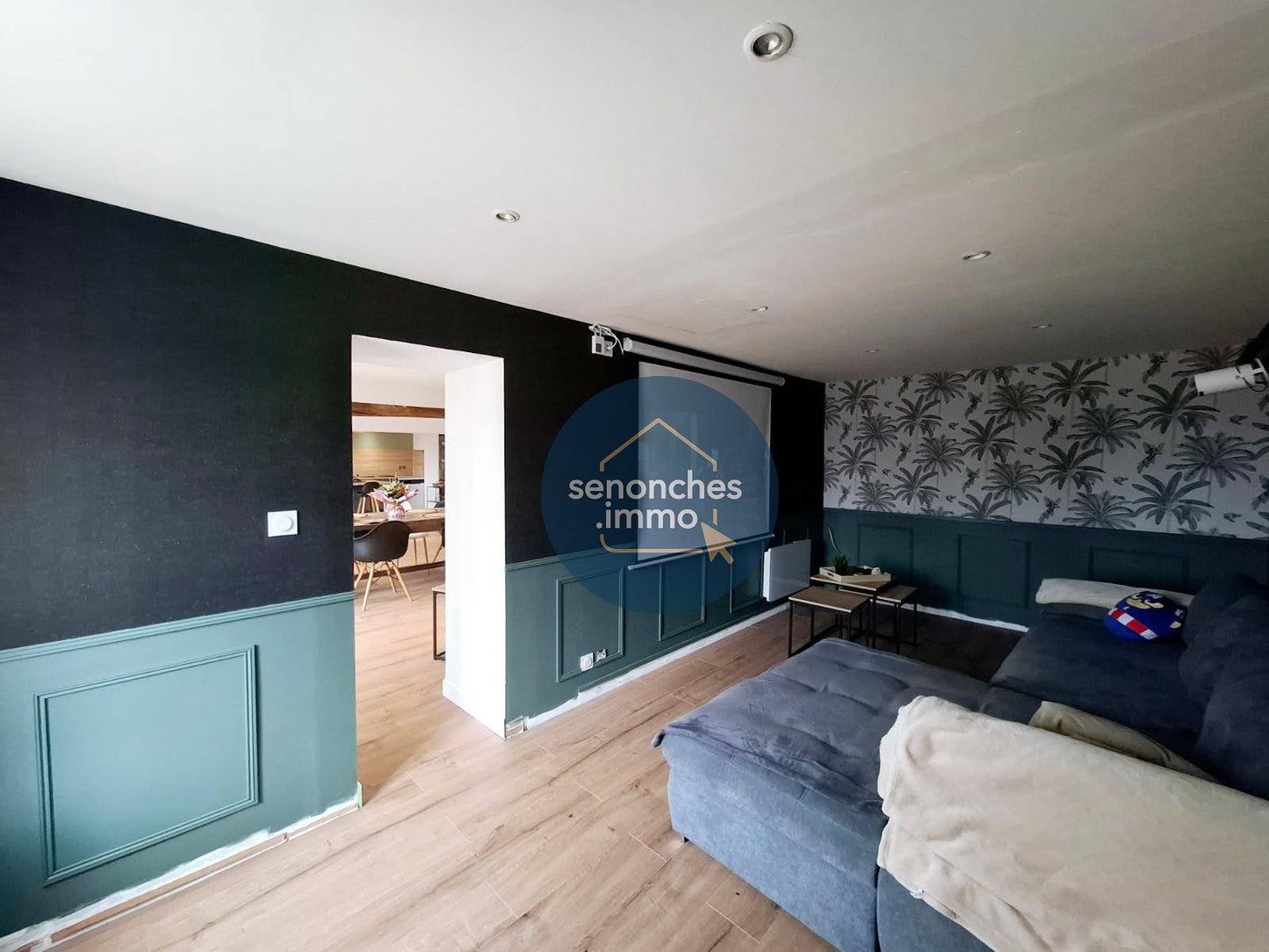Propriété familiale de 214 m2 sur terrain de 5300 m2 à vendre à Manou 28240