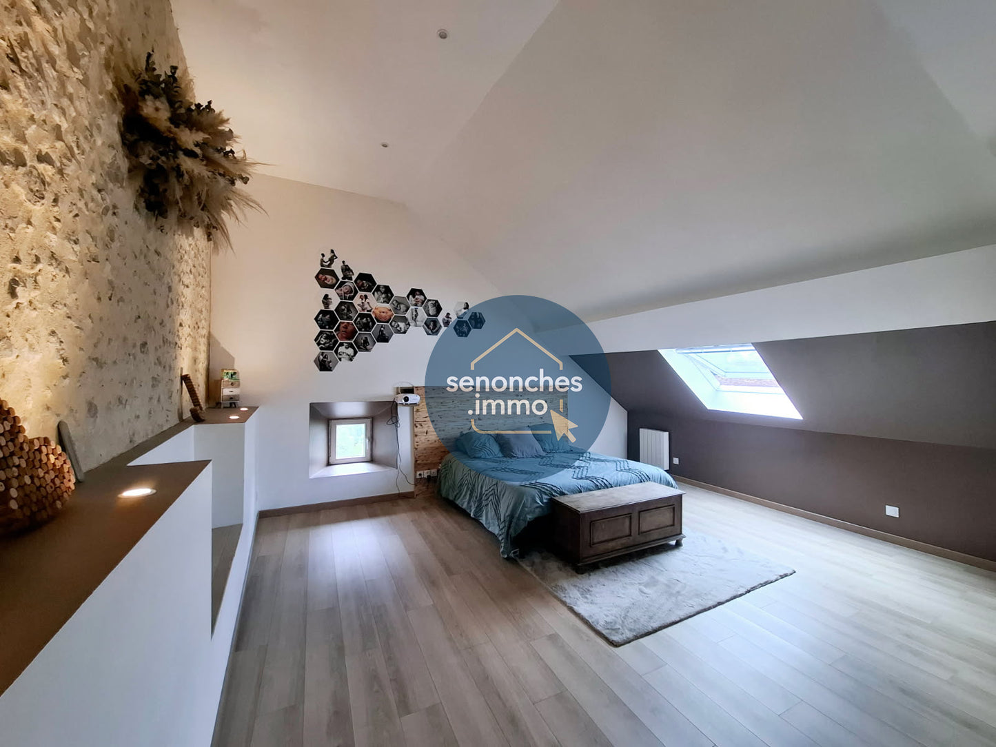Propriété familiale de 214 m2 sur terrain de 5300 m2 à vendre à Manou 28240