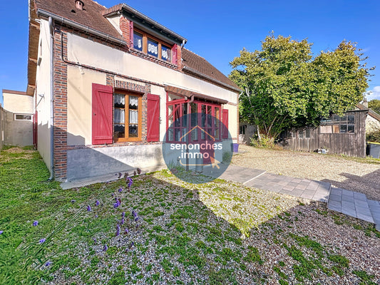 Une maison ancienne pleine de charme de 140 m² au cœur de Manou (28240)