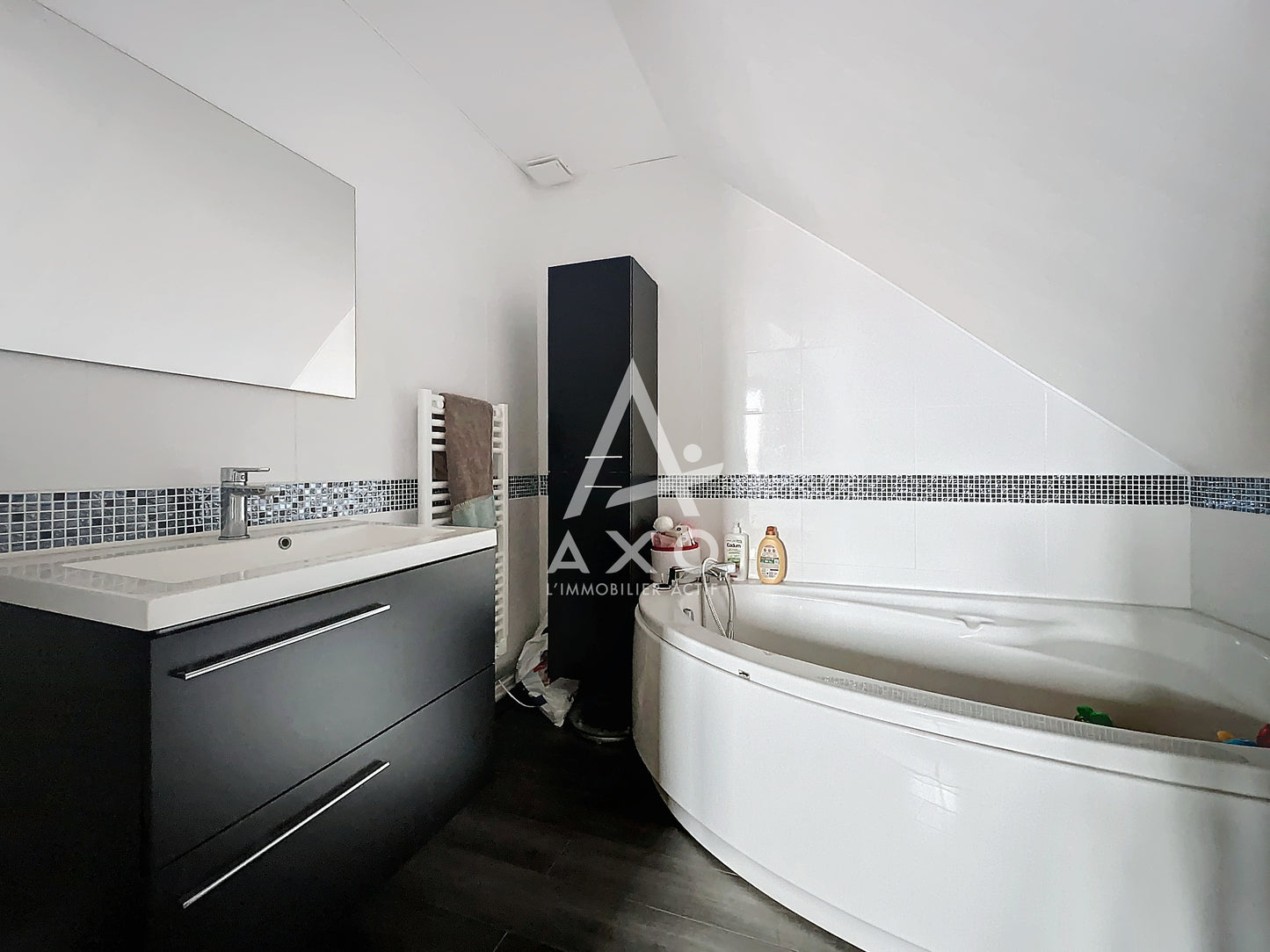 VENDU EN 1 VISITE - Pavillon de 2010 à vendre à Favières (28170) - 141 m² sur terrain de 1206 m²