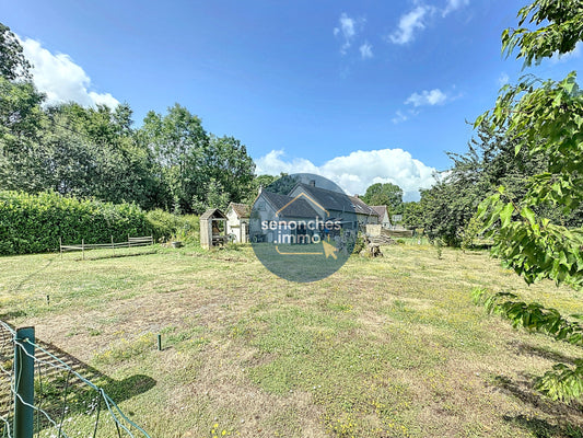 Maisonnette de 38 m² rénovée, terrain de de 873 m² à Vaupillon