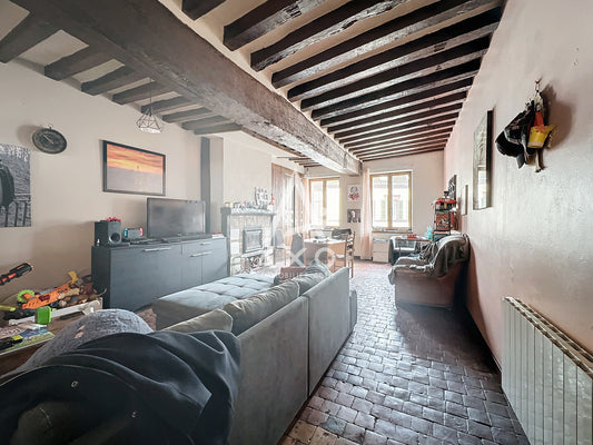 IMMEUBLE D’HABITATION EN CENTRE-VILLE DE SENONCHES (28250)