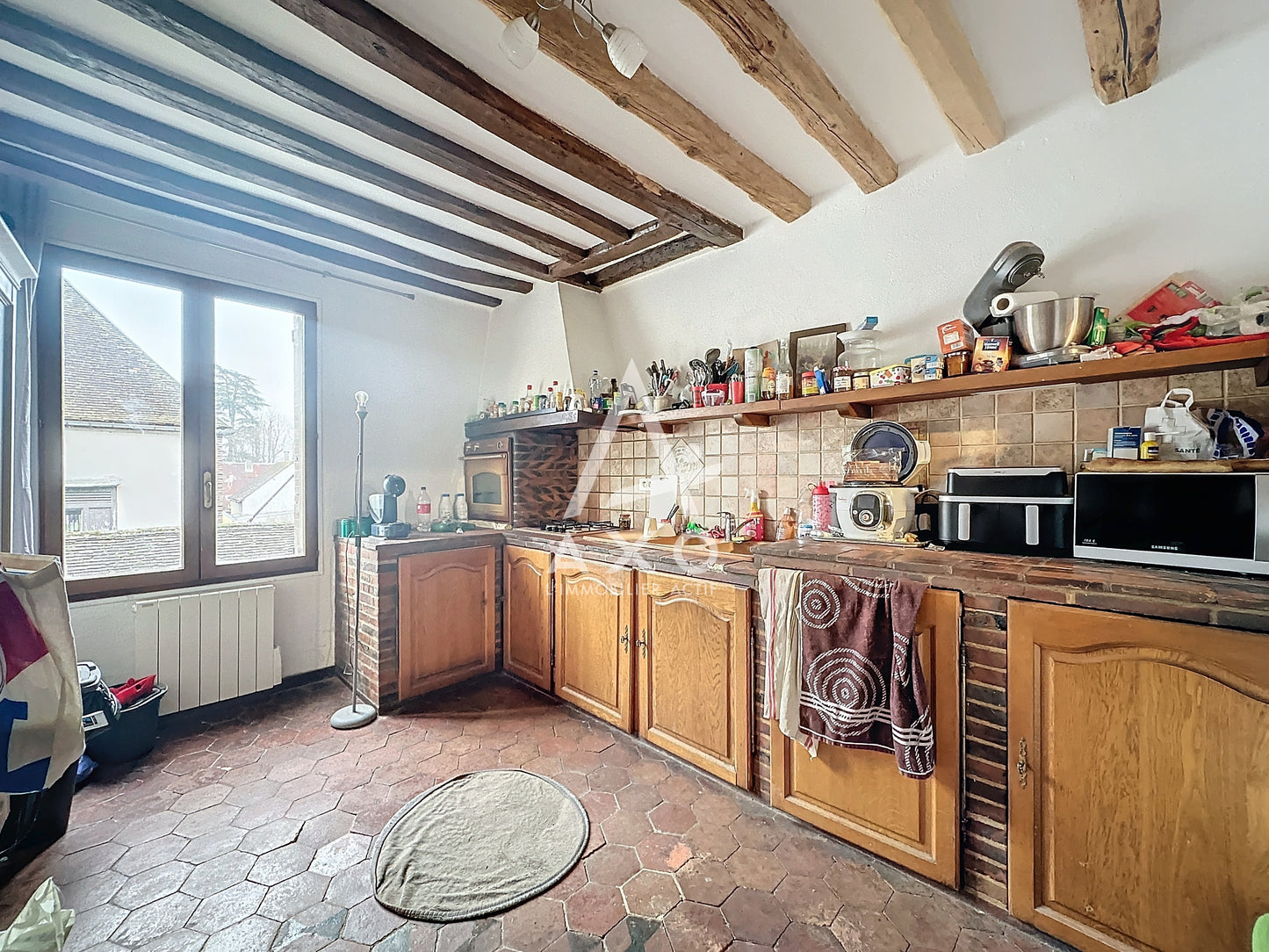 IMMEUBLE D’HABITATION EN CENTRE-VILLE DE SENONCHES (28250)