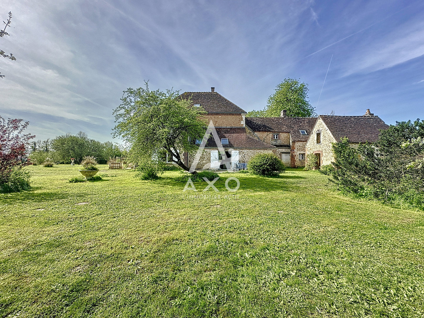 VENDU - Maison de Maître 10 pièces - 274m² - Beaumont-les-Autels (28420)