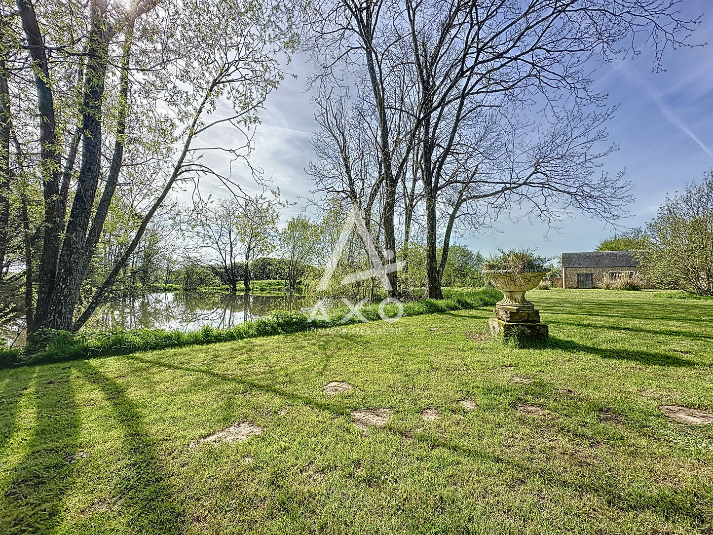 VENDU - Maison de Maître 10 pièces - 274m² - Beaumont-les-Autels (28420)