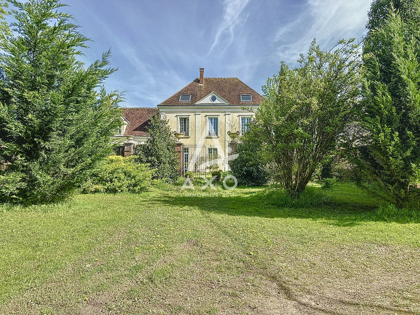 VENDU - Maison de Maître 10 pièces - 274m² - Beaumont-les-Autels (28420)