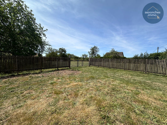 Terrain constructible à vendre à Saint-Victor-de-Buthon – Terrain viabilisé de 1 163 m²