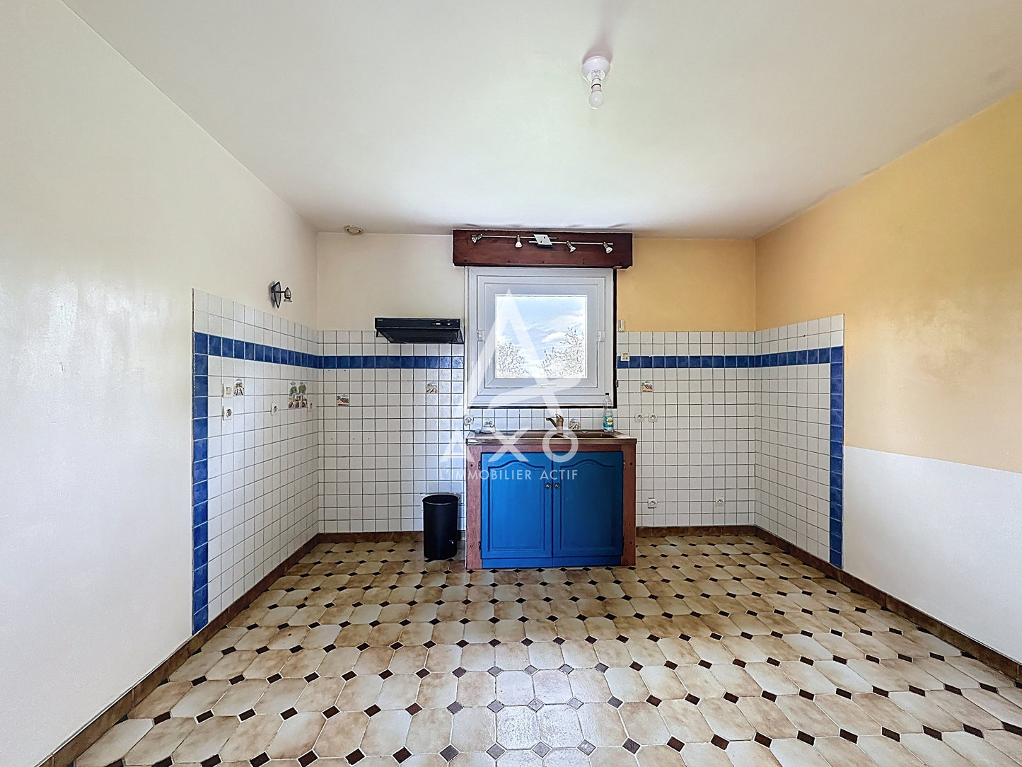 GRANDE VILLA FAMILIALE À LA LOUPE – 5 CHAMBRES – SOUS-SOL TOTAL – TERRAIN DE 1650 M²