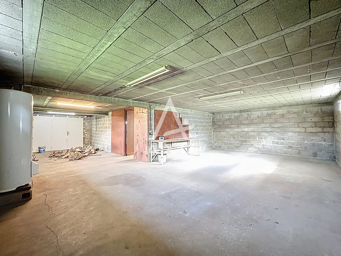 GRANDE VILLA FAMILIALE À LA LOUPE – 5 CHAMBRES – SOUS-SOL TOTAL – TERRAIN DE 1650 M²