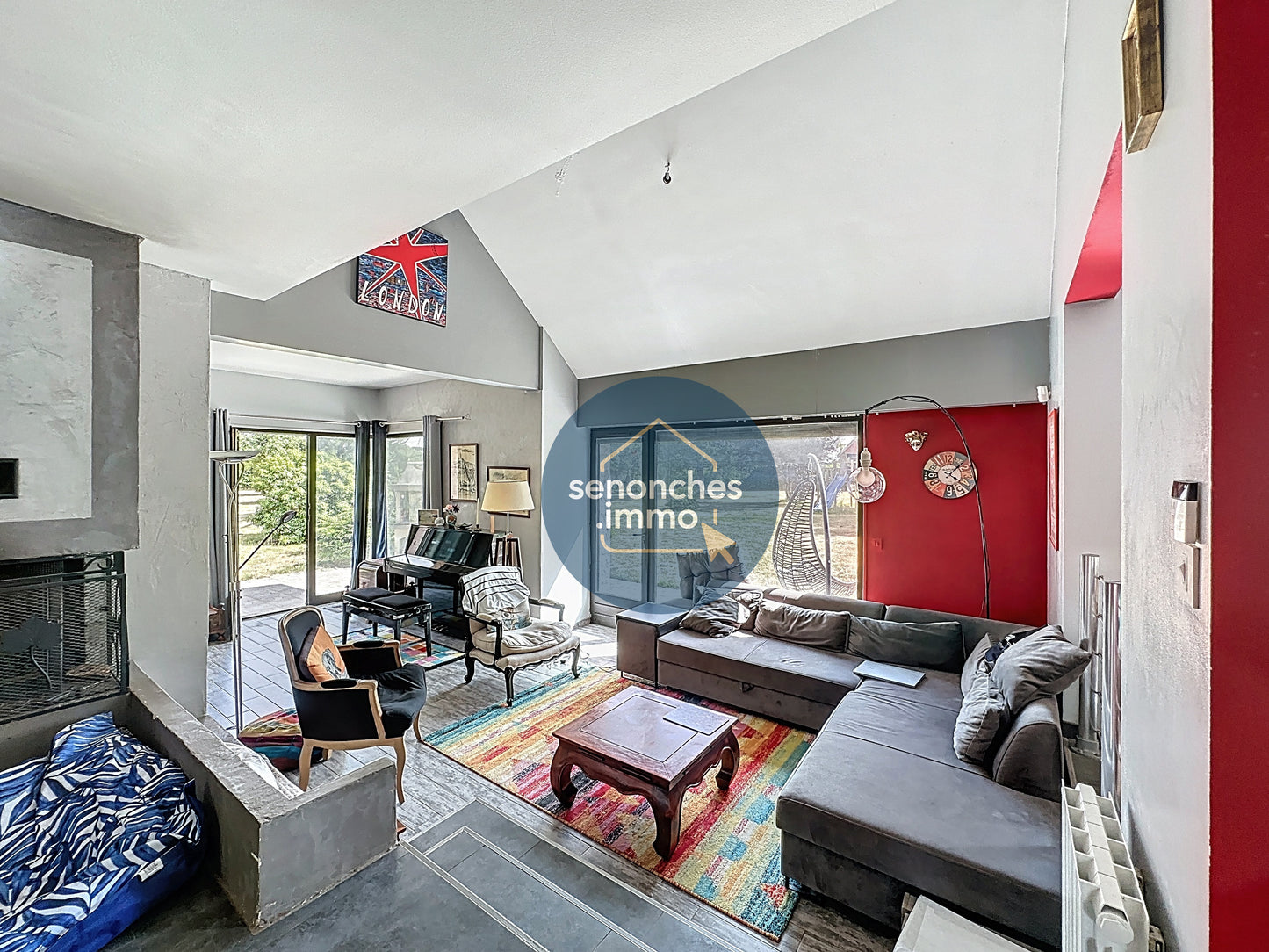 Villa d'architecte avec piscine à vendre à Saint-Éliph 28240 - Maison familiale et studio indépendant