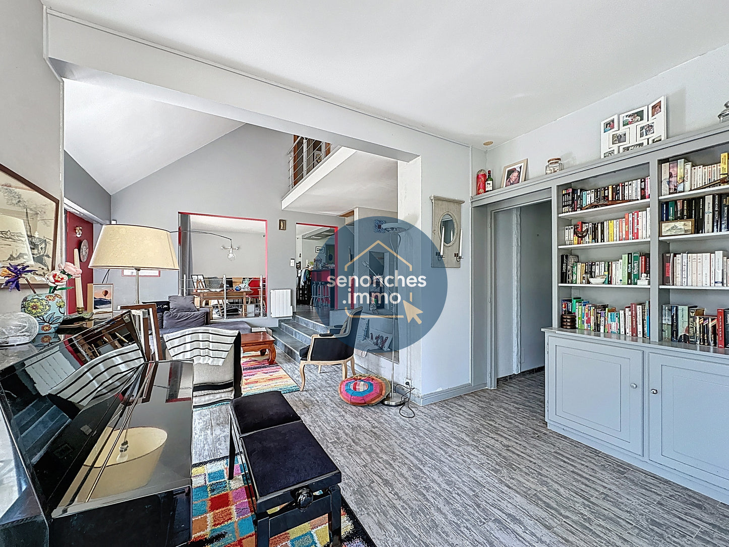 Villa d'architecte avec piscine à vendre à Saint-Éliph 28240 - Maison familiale et studio indépendant