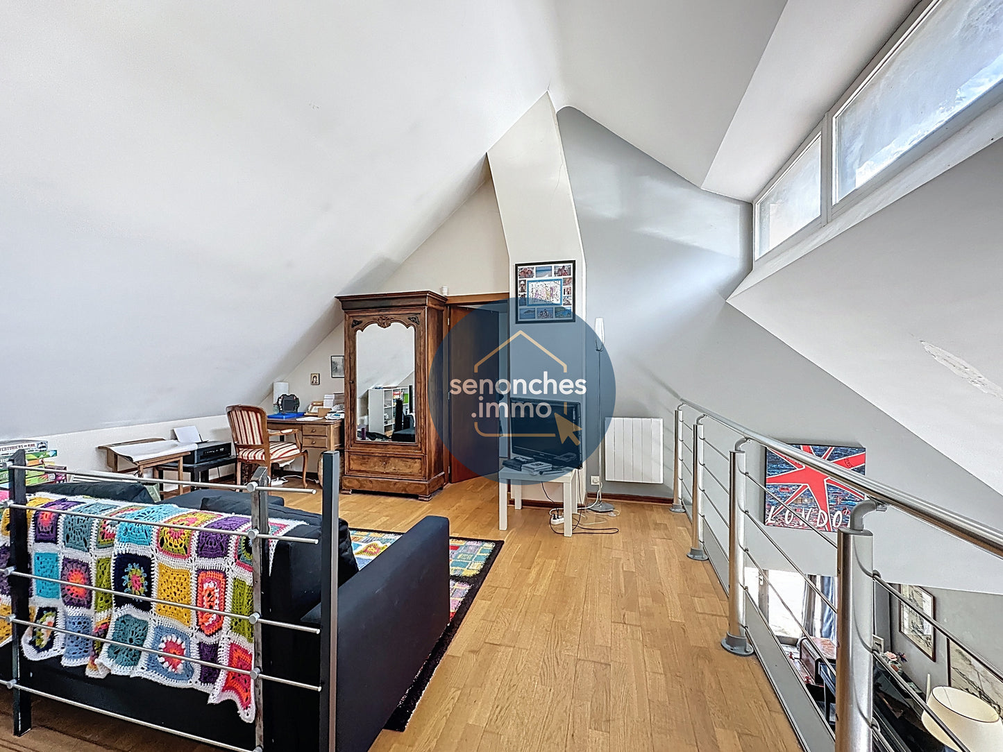 Villa d'architecte avec piscine à vendre à Saint-Éliph 28240 - Maison familiale et studio indépendant