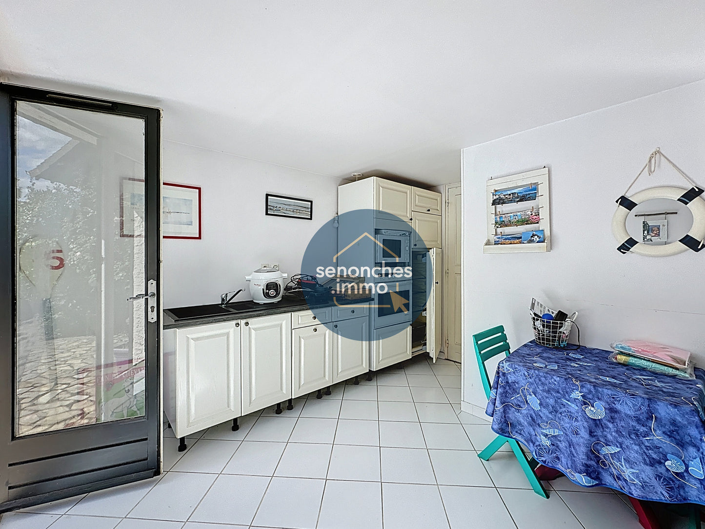 Villa d'architecte avec piscine à vendre à Saint-Éliph 28240 - Maison familiale et studio indépendant