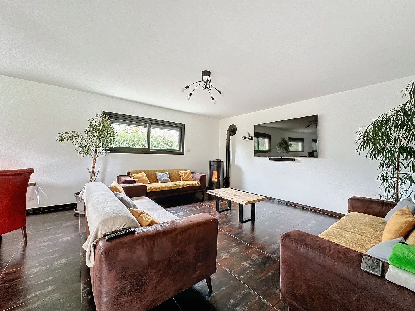 Villa Familiale de Plain-Pied 7 pièces - 150 m² - Senonches (28250)