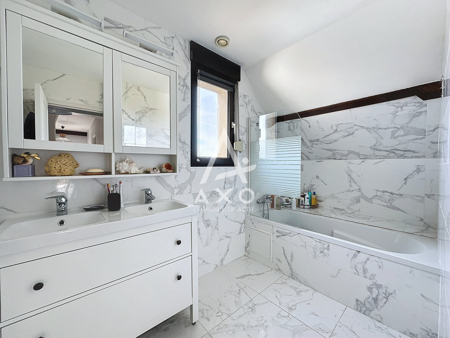 VENDU - Villa familiale à vendre 8 pièces - 226 m² - La Loupe (28240)