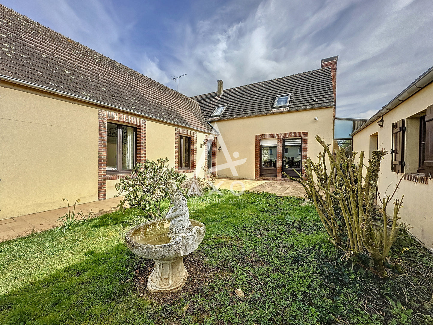 VENDU - Villa familiale à vendre 8 pièces - 226 m² - La Loupe (28240)