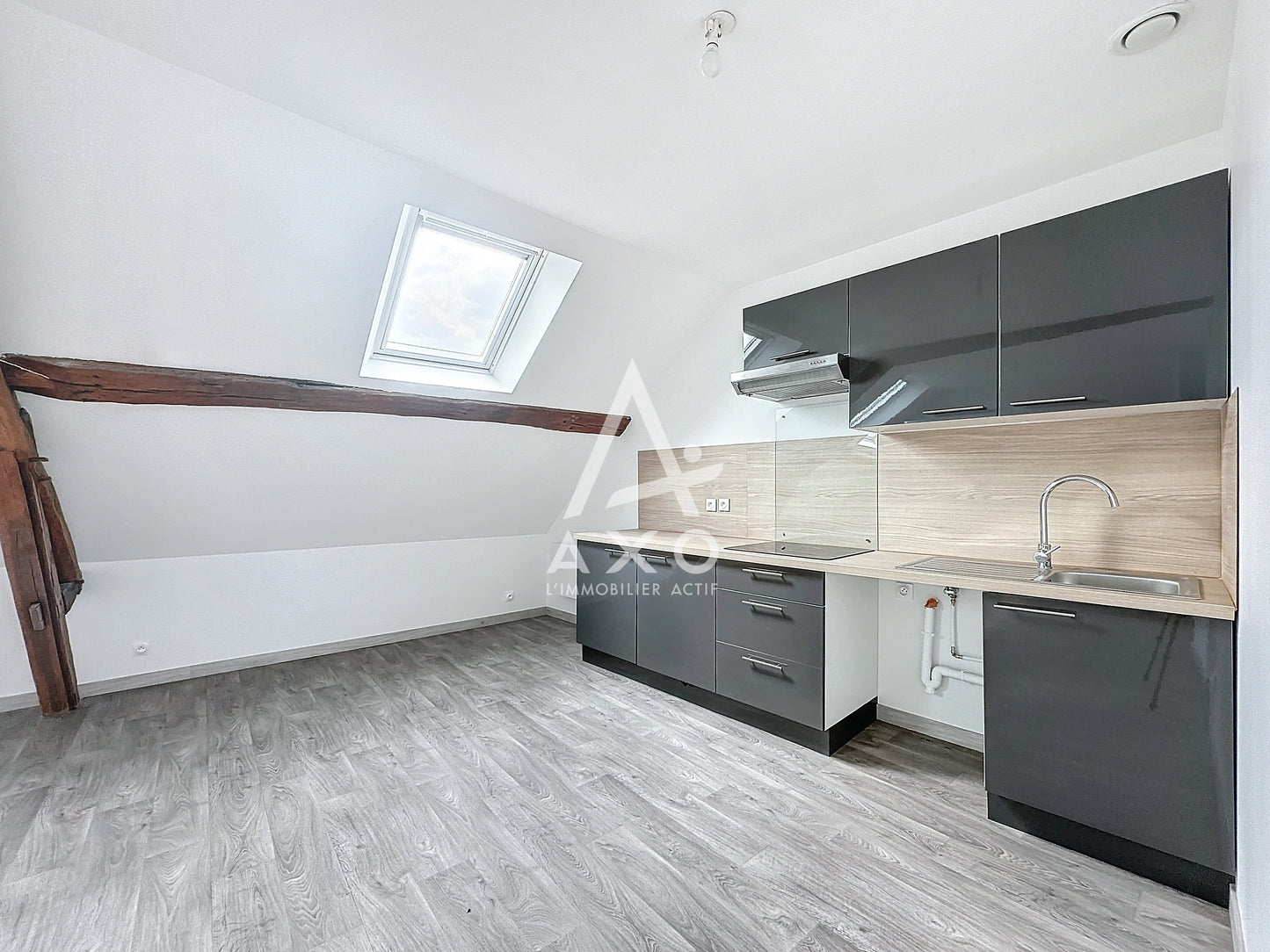 A LOUER - Appartement refait à neuf T3 - 65 m² - Senonches (28250)