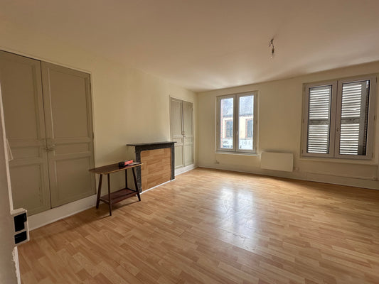 ✅ À Louer à Senonches appartement de 31,42 m² avec jardin partagé