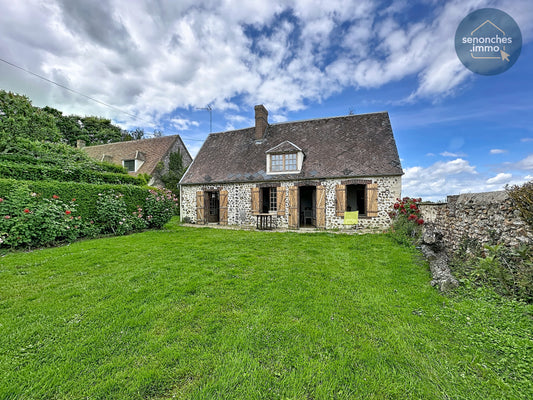 Maison percheronne à vendre 104 m² habitables avec jardin clos à Digny (28250)