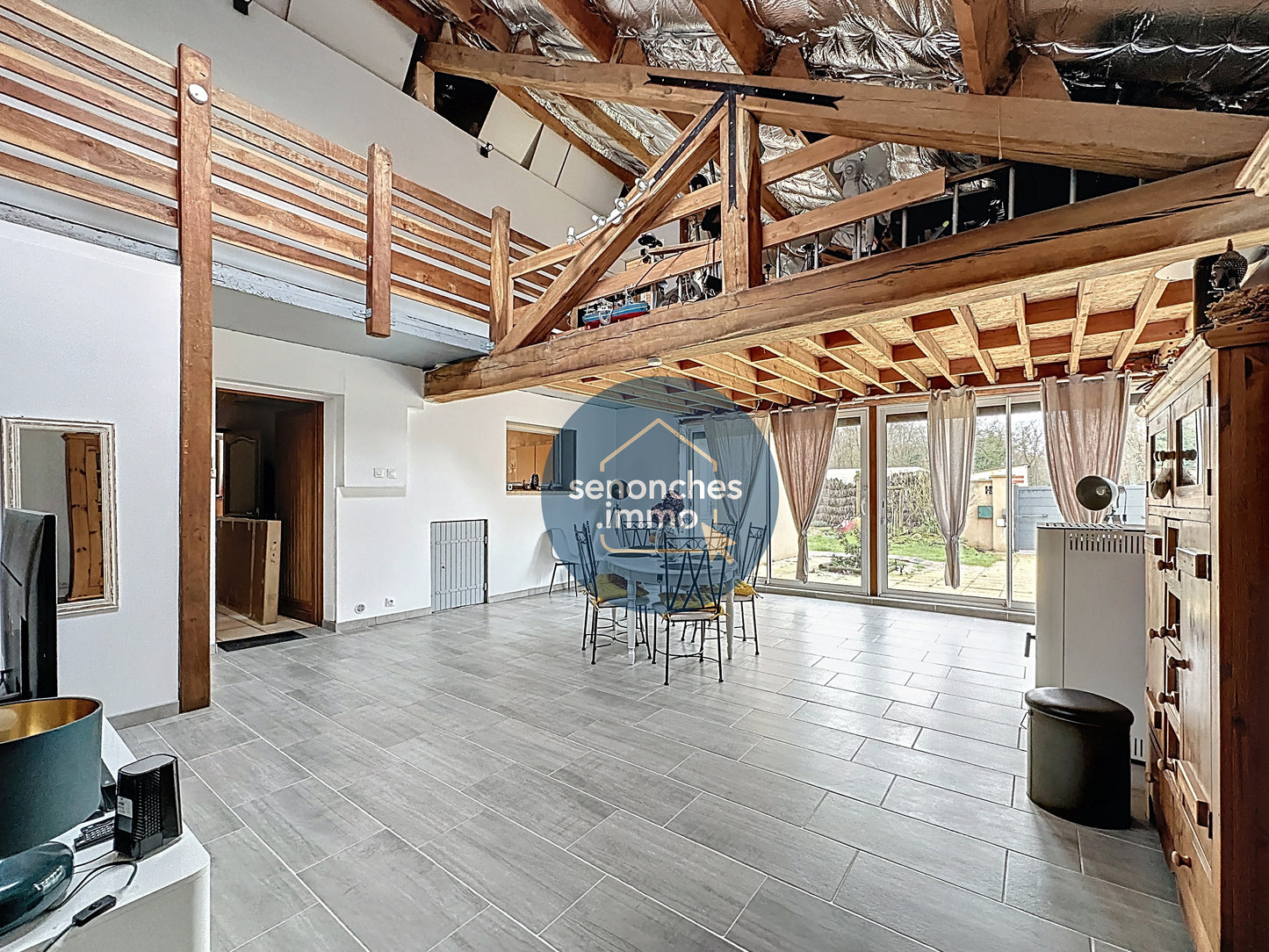 Maison d'architecte 192 m² avec 3 suites parentales à Fontaine-la-Guyon (28190)