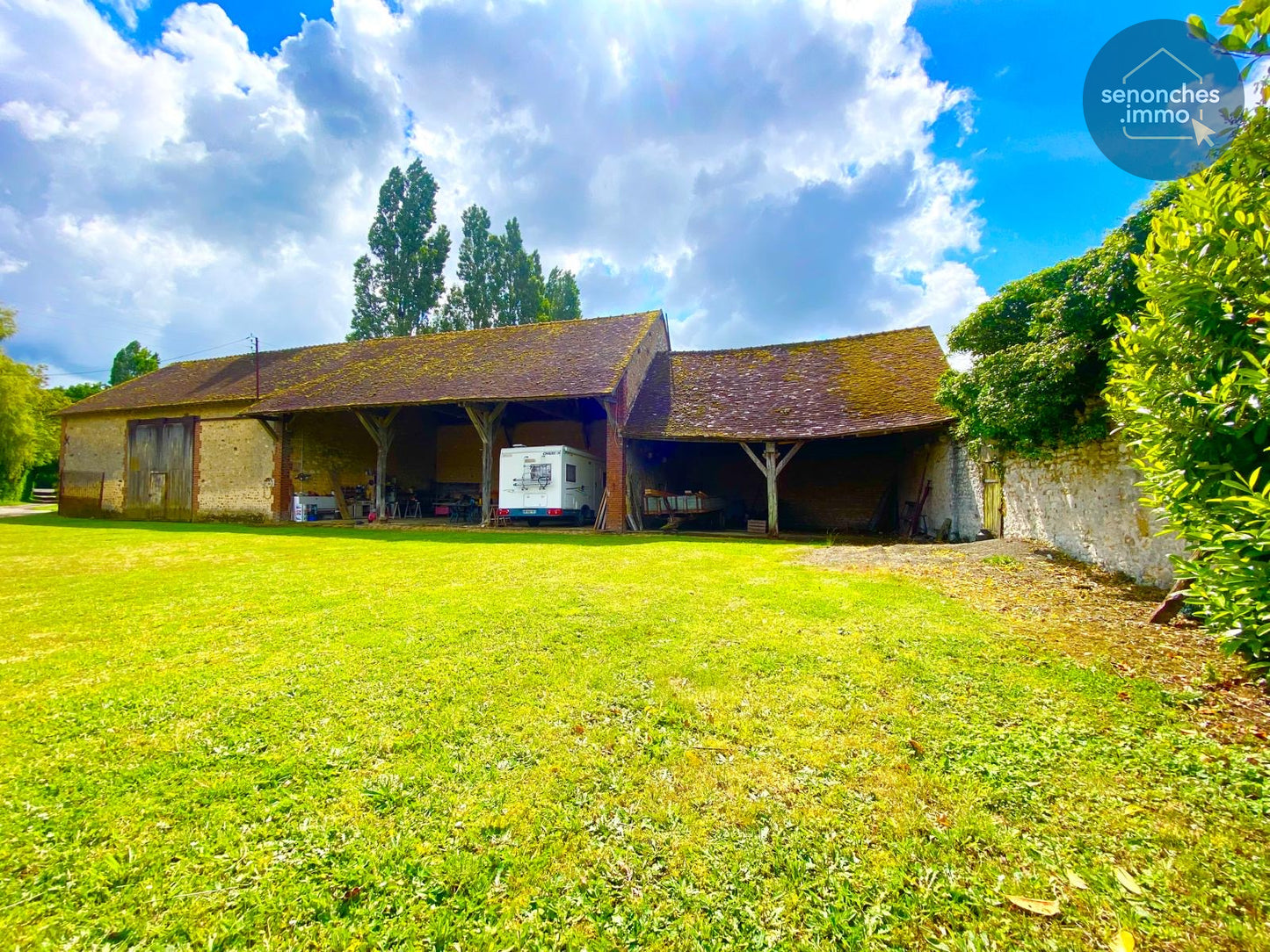 Corps de ferme à vendre à Saint-Victor-de-Buthon (28240) avec dépendances et 2,75 hectares