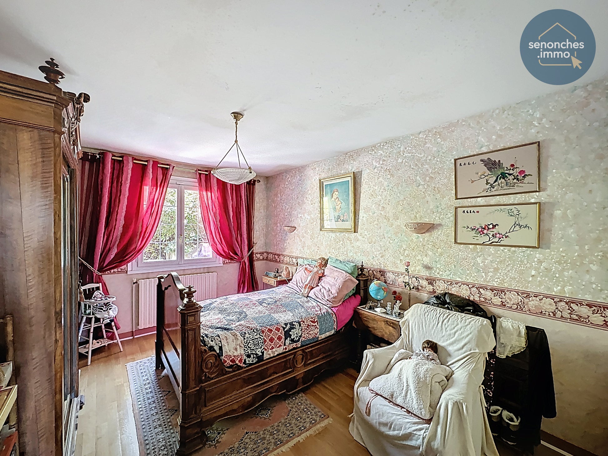 Deuxième chambre avec vue jardin propriété résidentielle Le Coudray