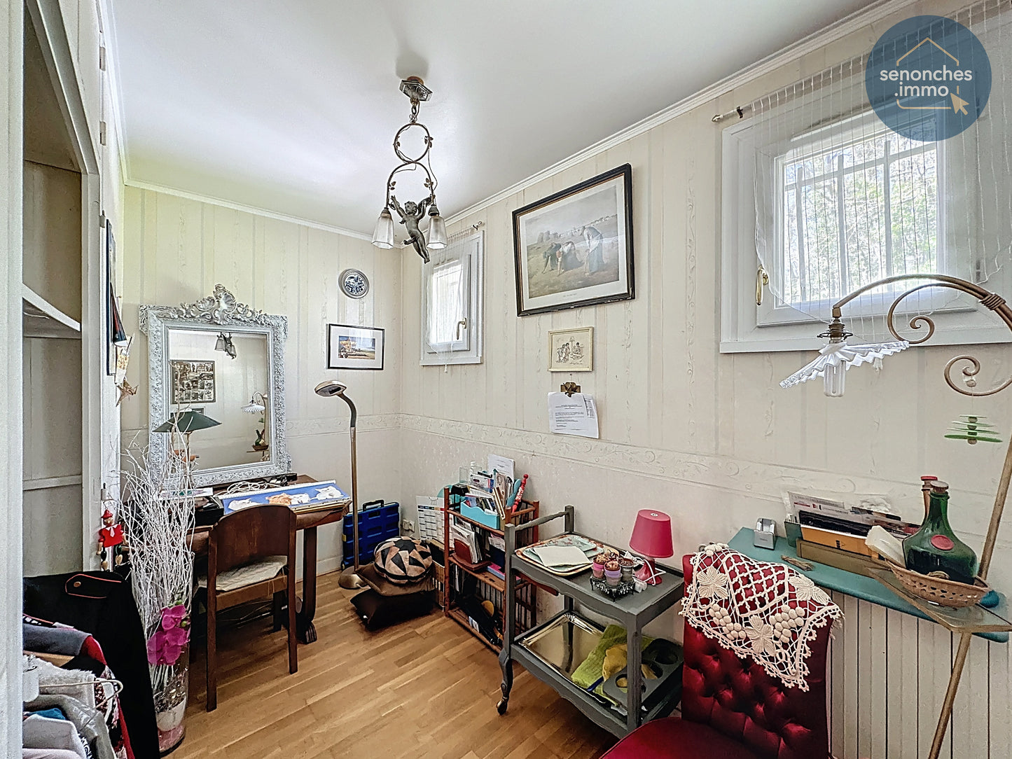 Dressing indépendant maison familiale 162 m² Le Coudray