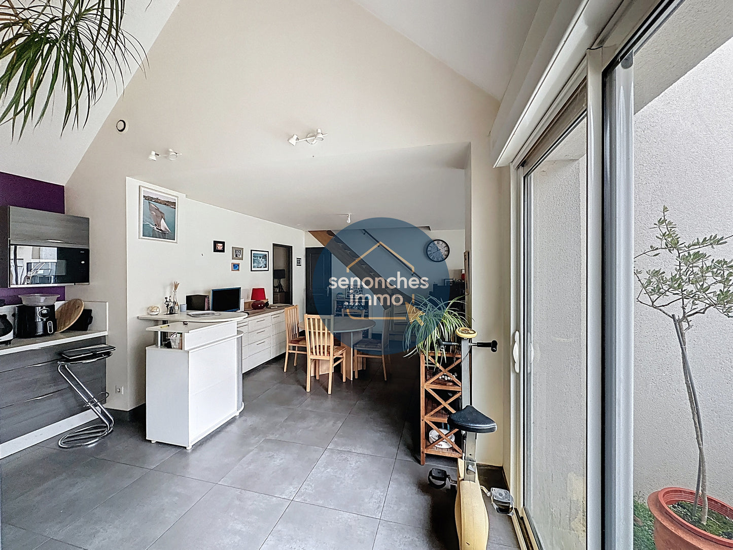 Maison rénovée en centre-ville à vendre à Senonches – Exclusivité