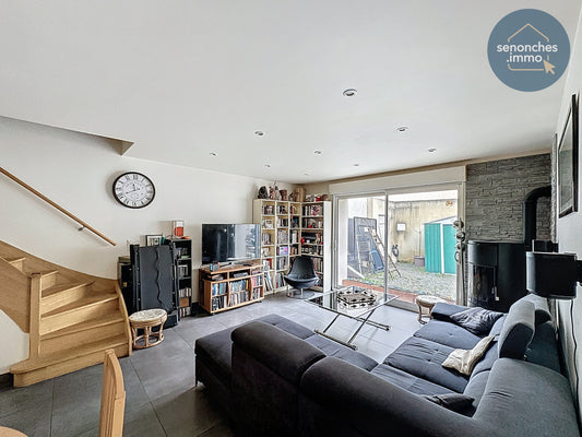 Maison rénovée en centre-ville à vendre à Senonches