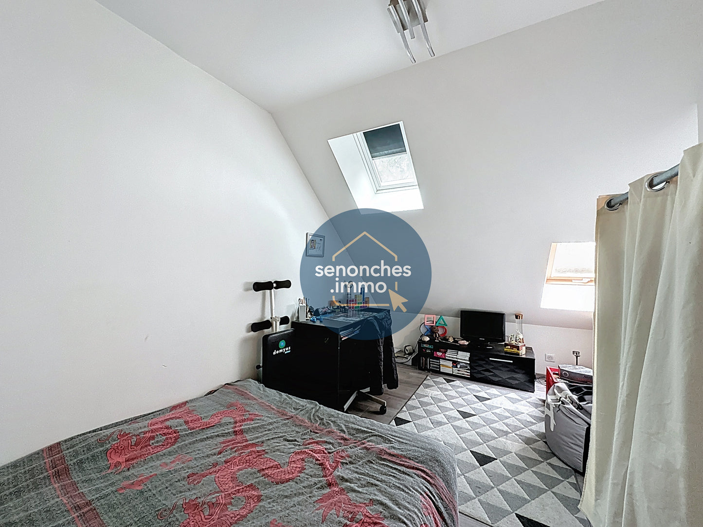 Maison rénovée en centre-ville à vendre à Senonches – Exclusivité