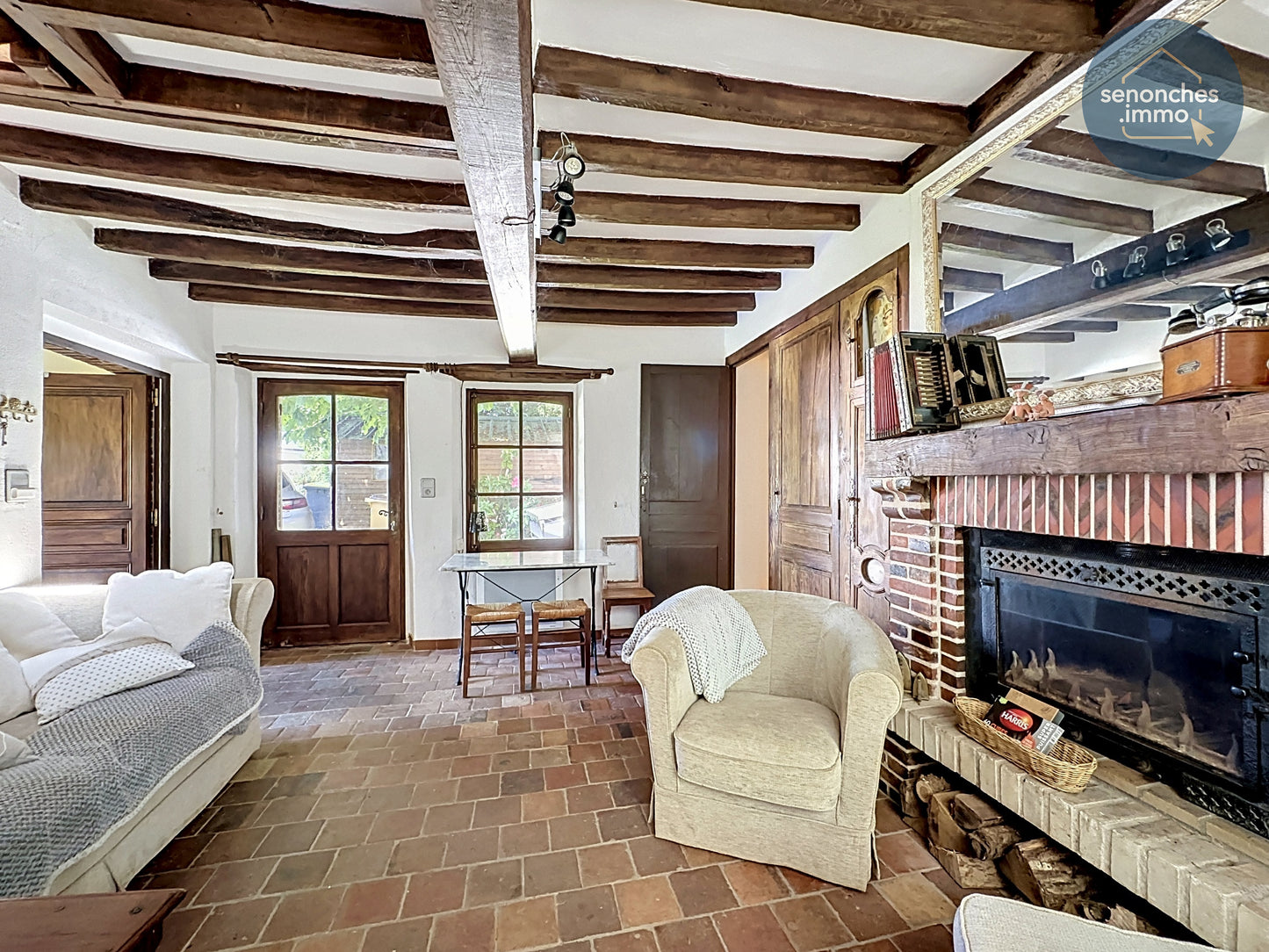 Longères anciennes à vendre à Favières (28170) – Ensemble immobilier de charme avec jardin arboré